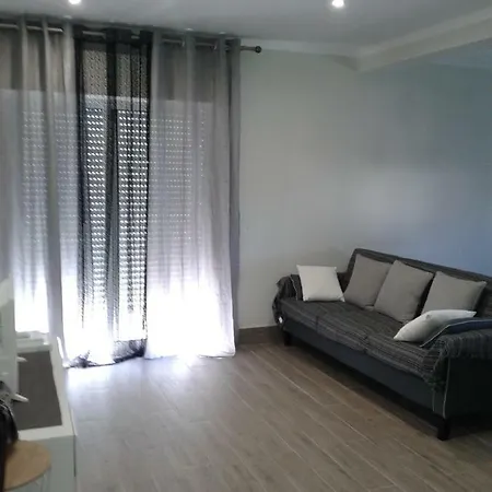 Daire Dream Apartment-wifi & Pool Albufeira